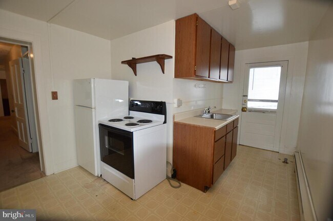 Building Photo - 41 E Patrick St