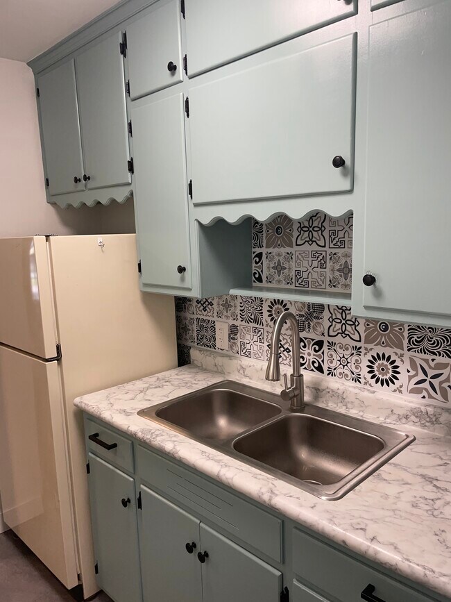Foto del edificio - 1051 S 31st St
