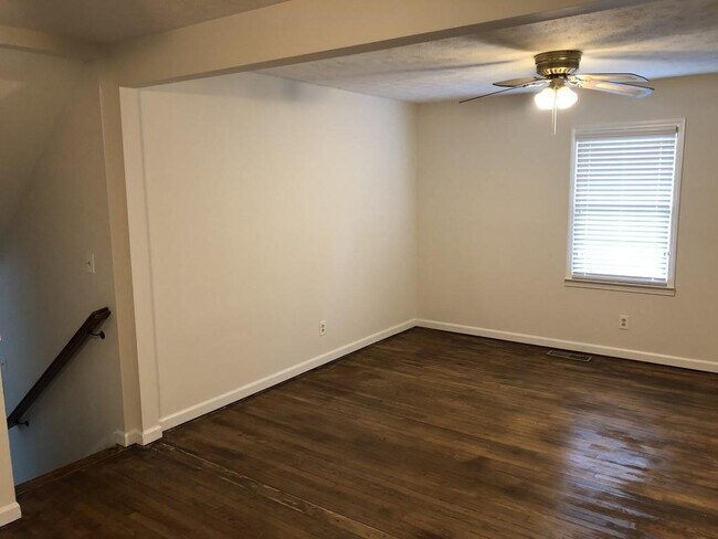 Foto del edificio - 1579 Rockbridge Rd