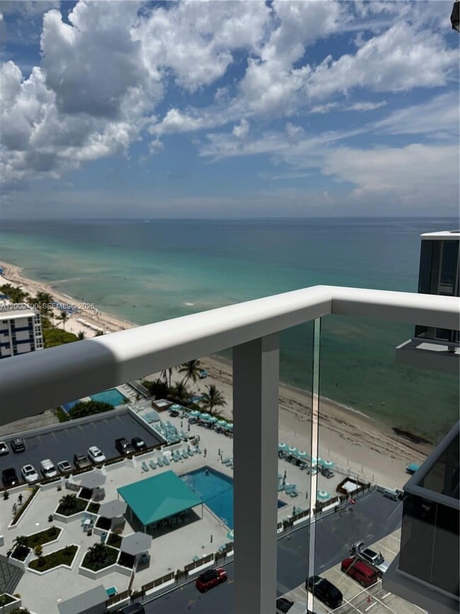Building Photo - 3180 S Ocean Dr