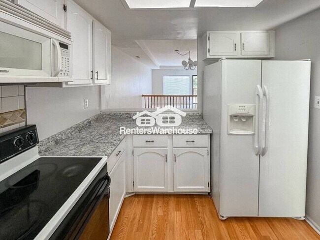 Building Photo - 20104 Larkspur Ct