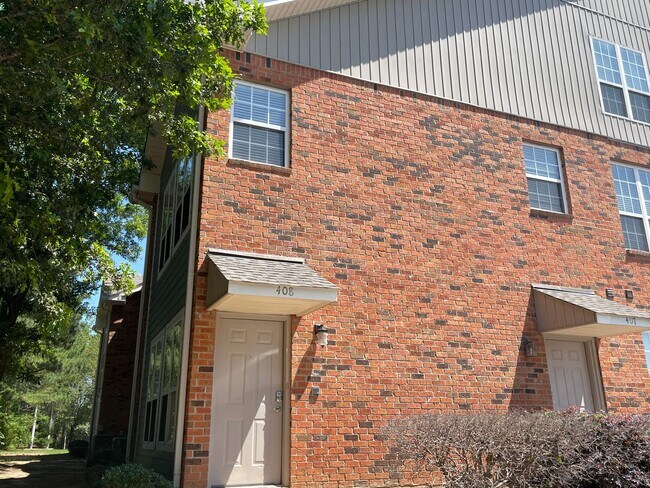 Building Photo - 408 Private Rd 3097