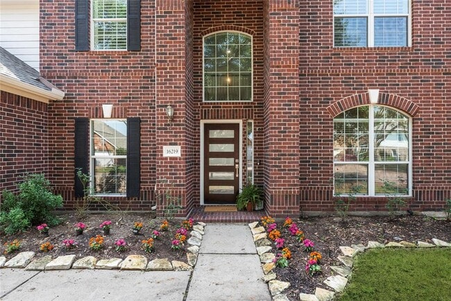 Building Photo - 16219 S Southern Stone Dr