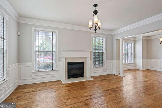 Building Photo - 246 16th St NW