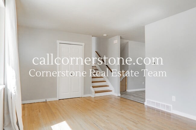 Foto del edificio - 610 Empress Cir