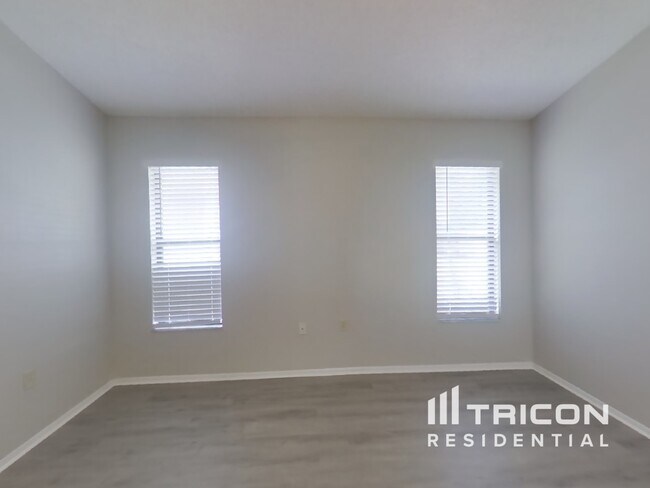 Foto del edificio - 2273 Seward Cir