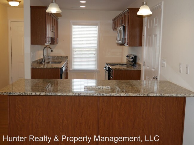 Building Photo - 2 br, 2 bath House - 3133 Hyde Place Circle