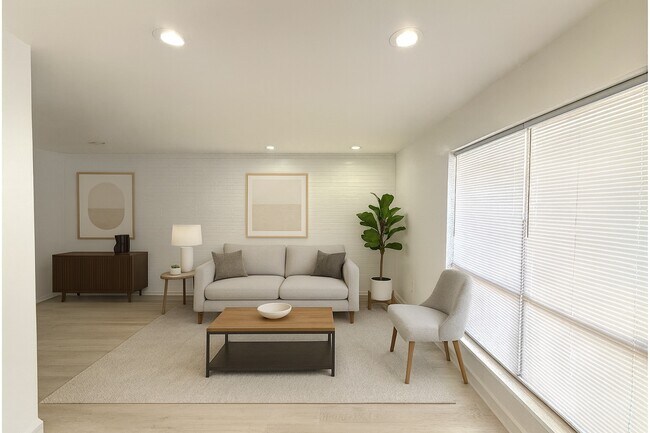 Foto del edificio - 2405 Mastin Lk Rd NW