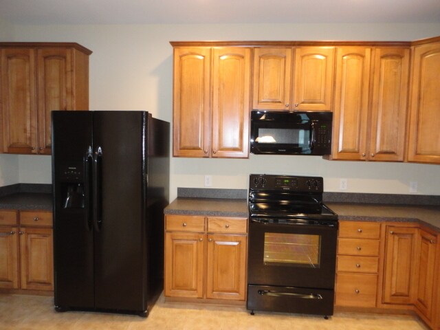 Building Photo - 4461 Garden Club St