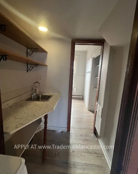 Foto del edificio - 626 W Lemon St