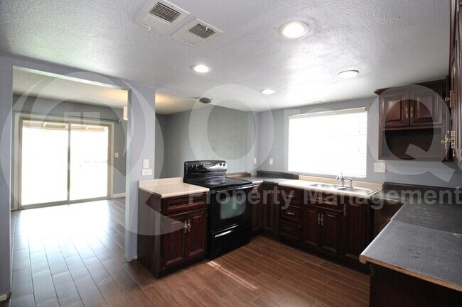 Foto del edificio - 939 S 35th Pl