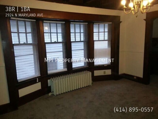 Building Photo - 2924 N. Maryland Avenue - (UWM) 3 BR Upper...