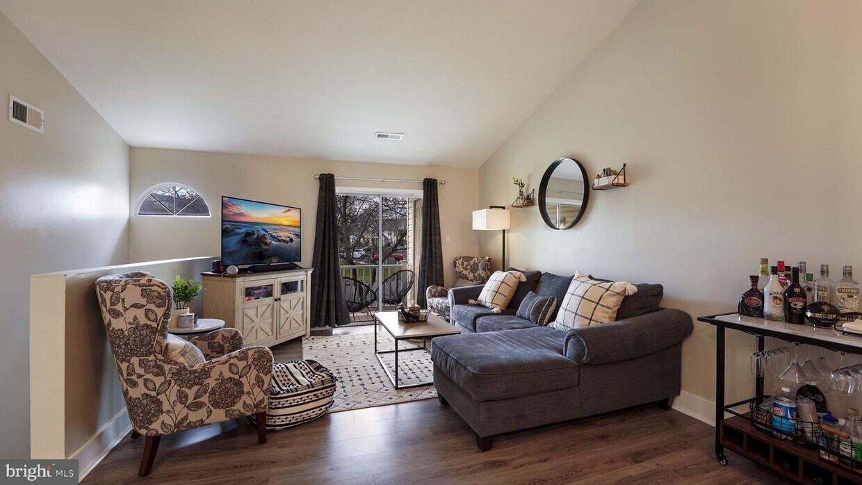 15011 Pl, Southampton, PA 18966 Apartment for Rent in