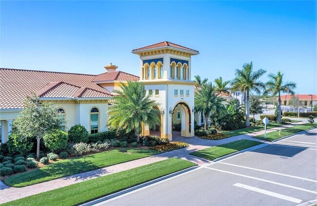 Foto del edificio - 13901 Miranese St