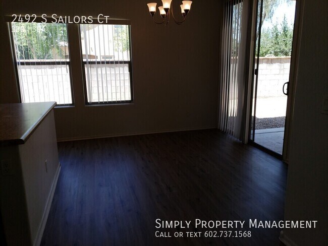 Foto del edificio - 2492 S Sailors Ct