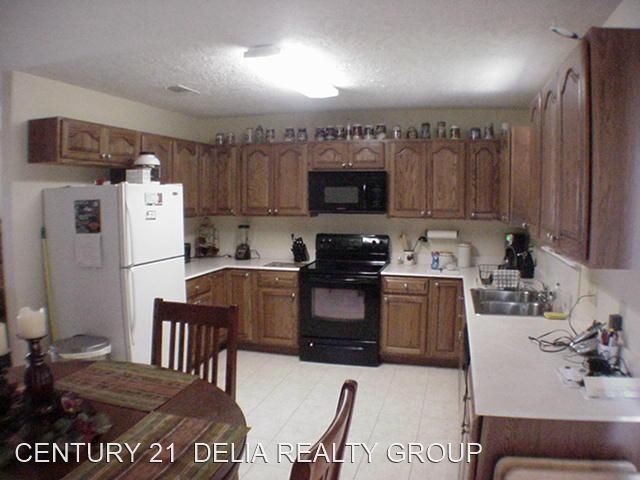 Building Photo - 3 br, 2 bath House - 106 Maverick St