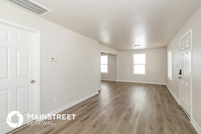 Foto del edificio - 5130 Fay Ave