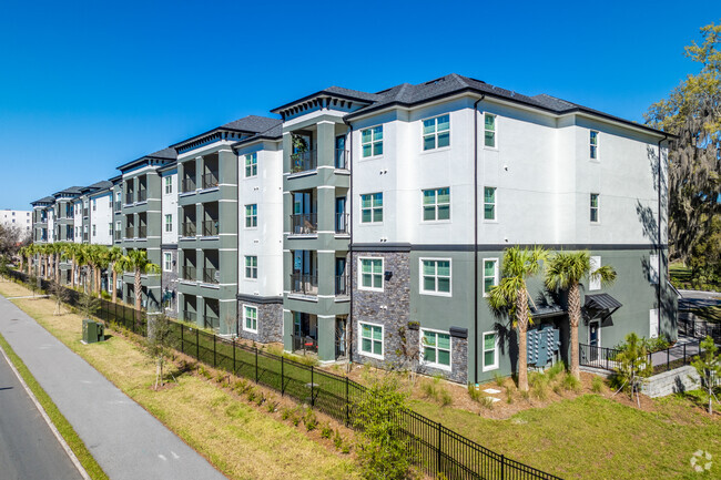 Building Photo - Parker Pointe Apartments