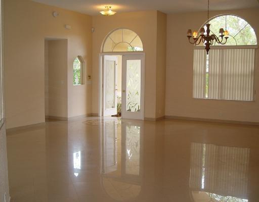 Foto del edificio - 5365 NW 107th Ave