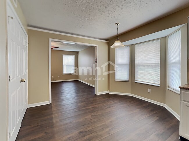 Building Photo - 6239 Kelsey Dr