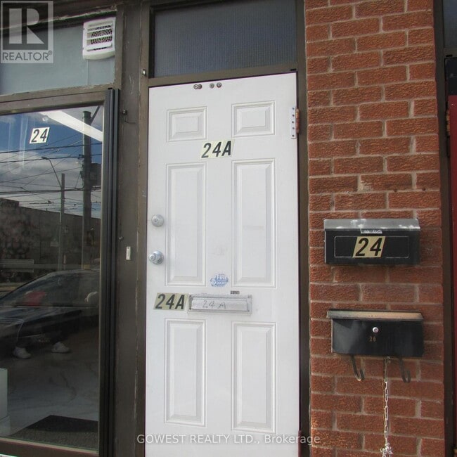 Building Photo - 24 A Roncesvalles Ave