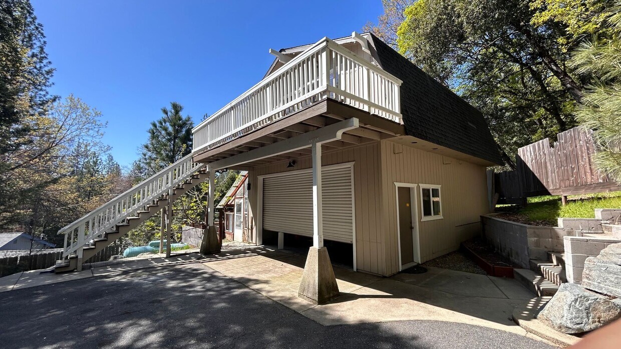 Foto principal - 22148 Crystal Falls Dr W
