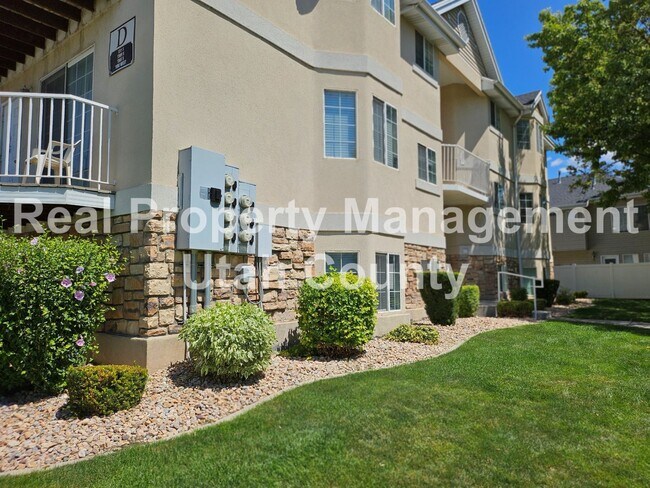 Building Photo - Orem Condo 2 Bedroom 2 Bathroom