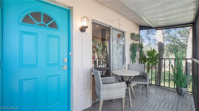 Foto del edificio - 4180 Looking Glass Ln