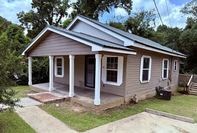 Foto del edificio - 911 7Th St