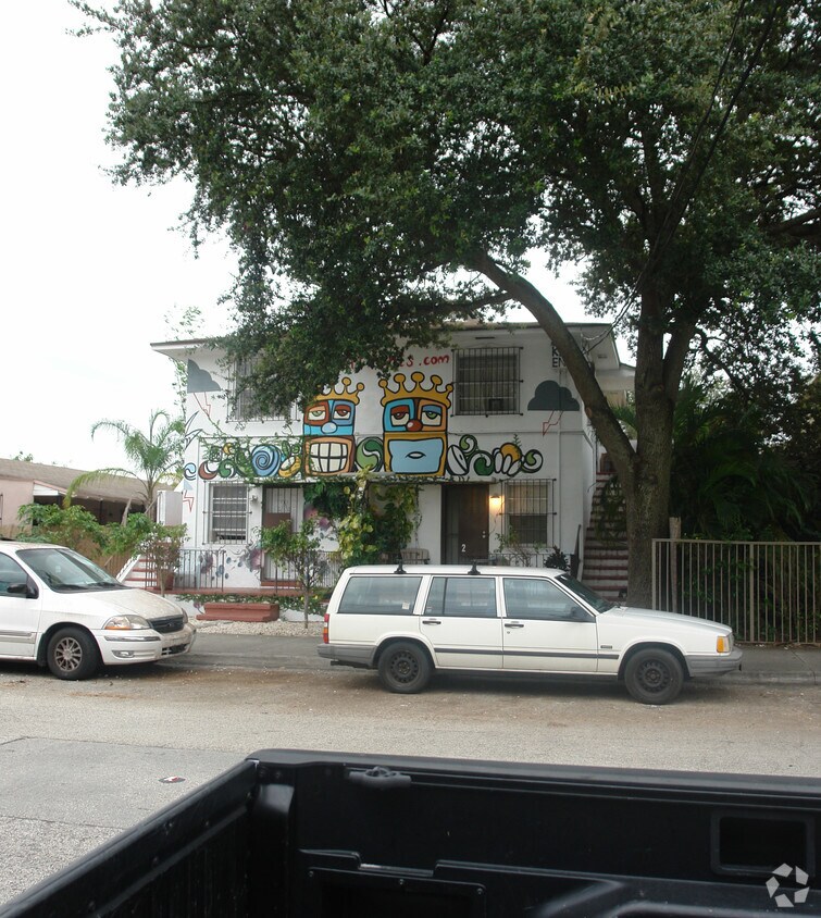 Foto del edificio - 510 NE 62nd St