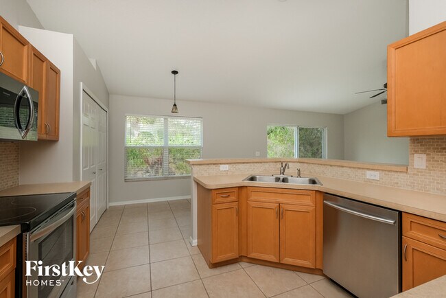 Building Photo - 4309 Ocala Terrace