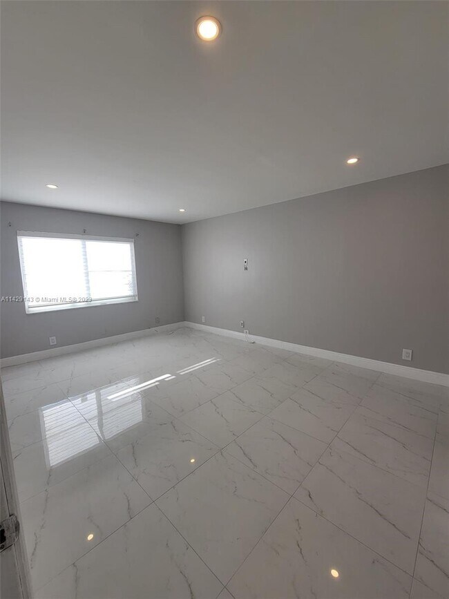 Building Photo - 17911 NW 68th Ave