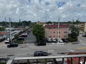 Building Photo - 6090 W Flagler St