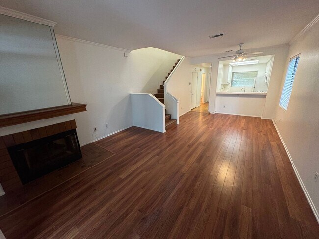 Foto del edificio - Sycamore Creek Community in Central Camarillo!