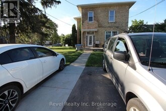 Building Photo - 571 Ontario St