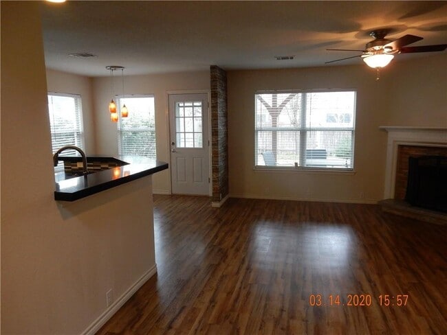 Building Photo - 320 King Elder Lane, Leander, TX 78641 - 4...