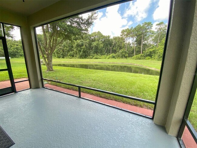 Foto del edificio - 11944 Palm Bay Ct