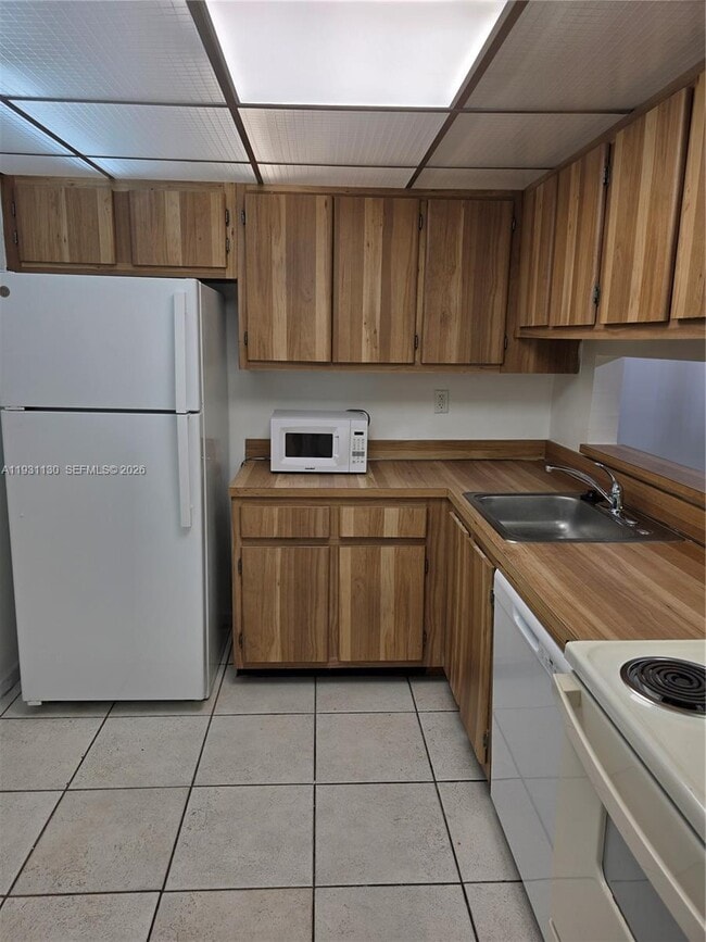 Building Photo - 8035 SW 107th Ave