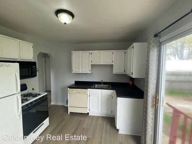 Building Photo - 3 br, 1 bath House - 1741 Cleveland Ave