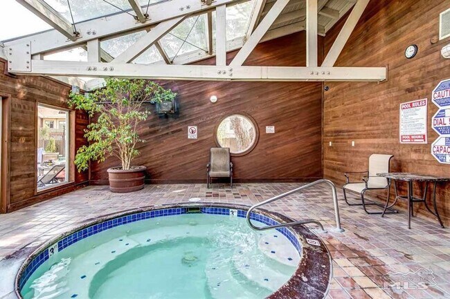Building Photo - 1 bedroom 1 bath Wood Chase condo, partial...