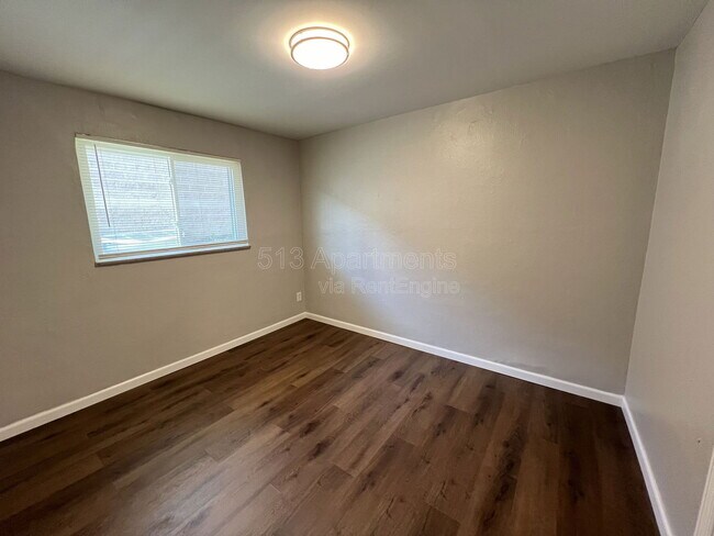 Photo - 524 Rockdale Ave Apartment