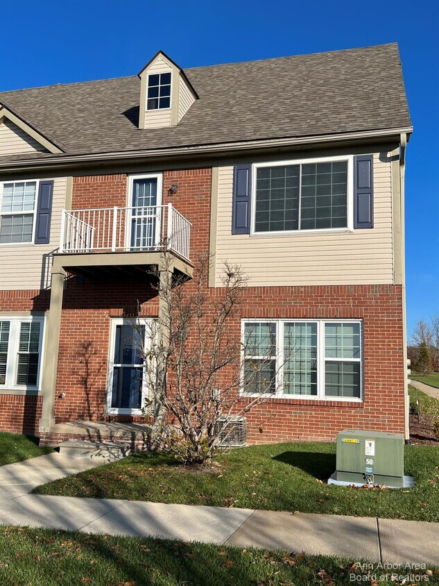 Foto principal - 3073 Cloverly Ct