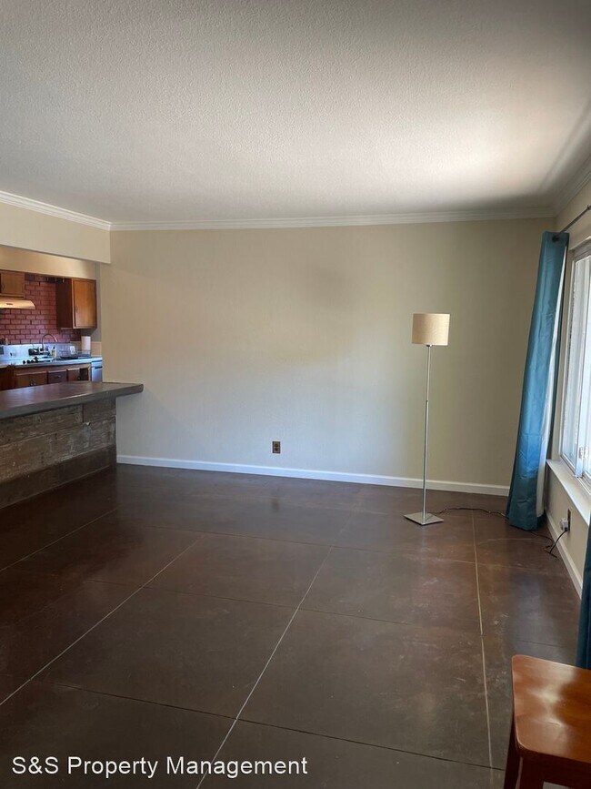 Building Photo - 3 br, 1 bath House - 770 Elder Drive