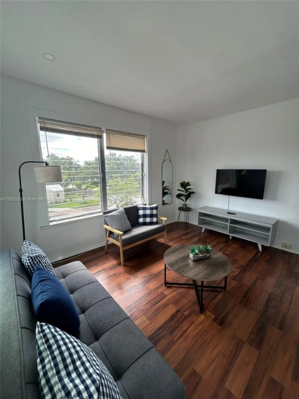 Foto del edificio - 444 Ponce de Leon