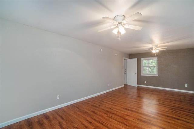 Foto del edificio - 1202 Crane Dr