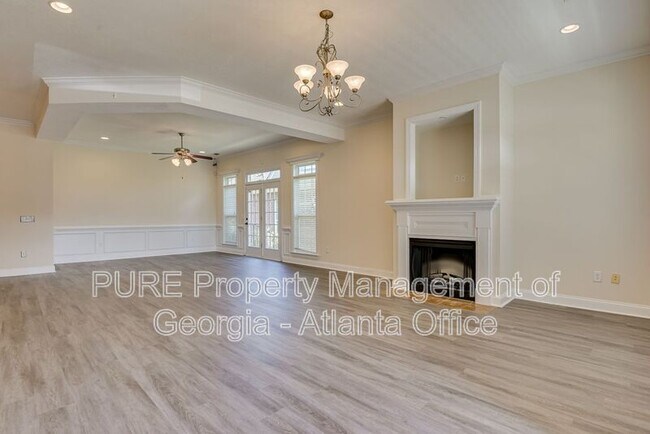 Foto del edificio - 2425 River Birch Dr