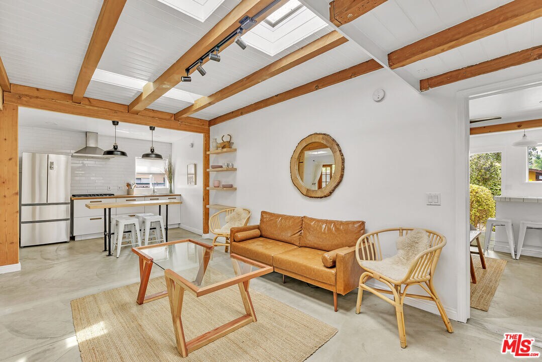 Foto principal - 718 Vernon Ave