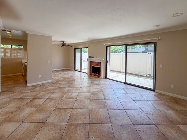 Building Photo - 28606 Conejo View Dr