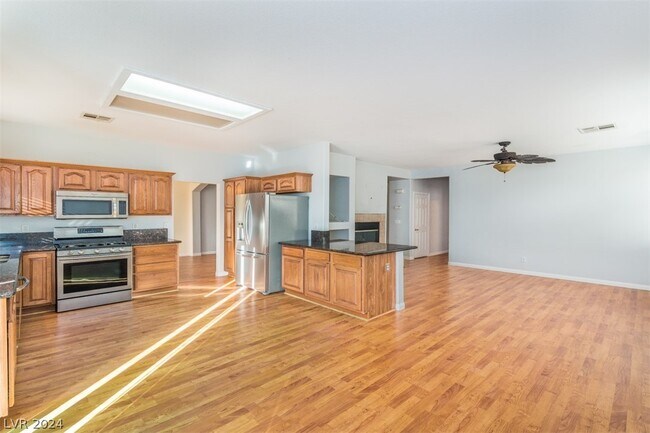 Building Photo - 992 Leadville Meadows Dr