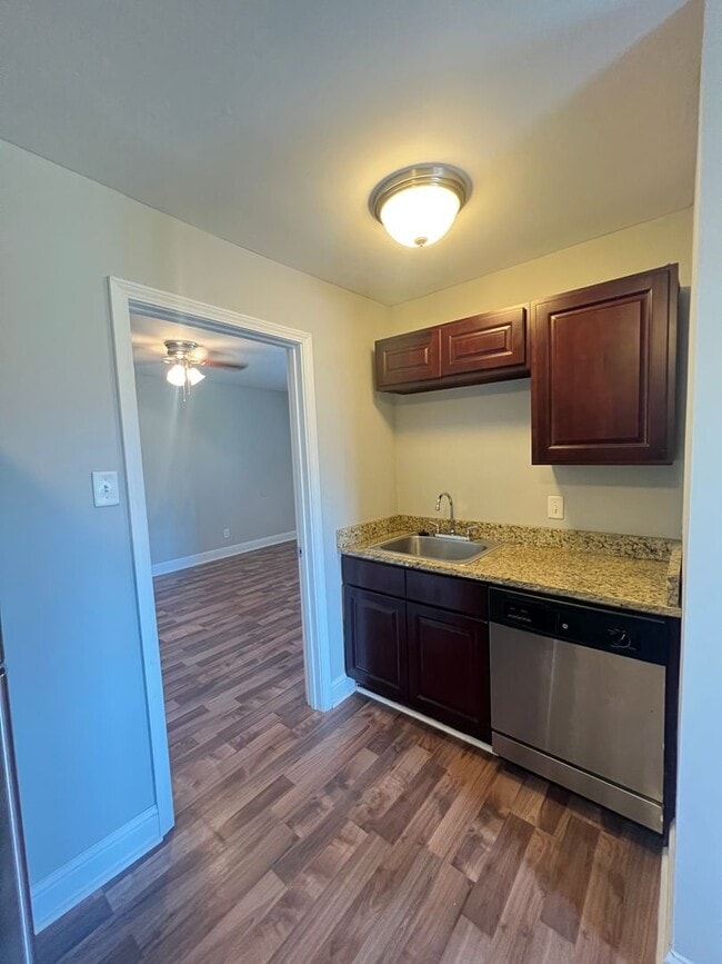 Foto del edificio - 1BD/1BA in Gated Complex